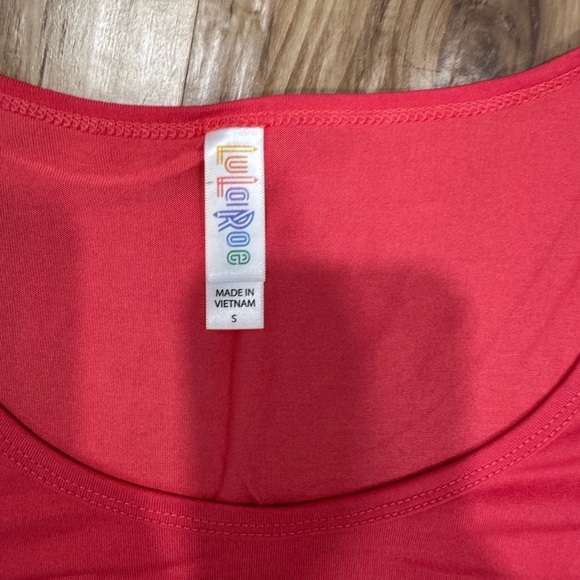 Lularoe Women's Bright Pink/Coral T-Shirt - Picture 2 of 2